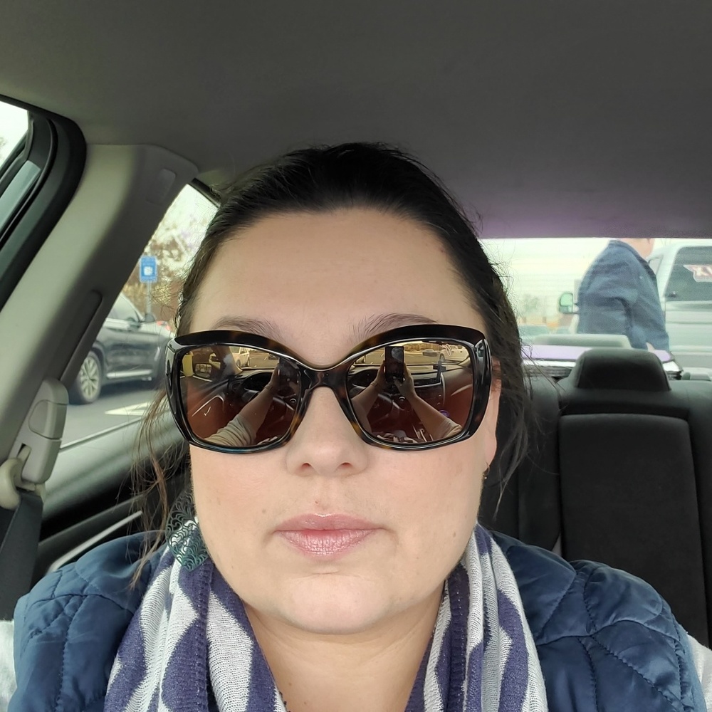 Meet your Posher, Rachel